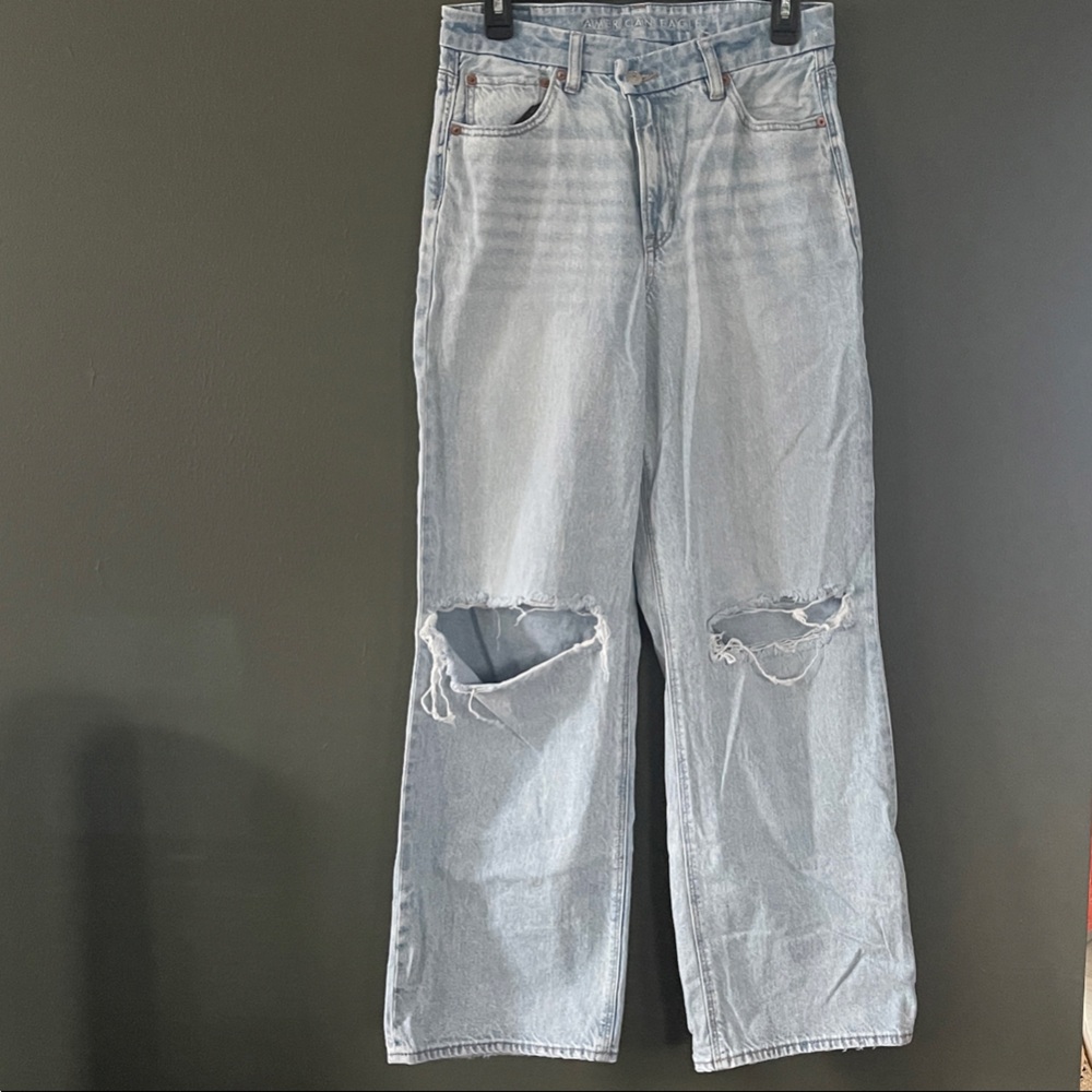 American Eagle Outfitters Distressed Light Blue Straight Leg Jeans
